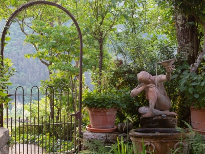 Number 55 of The Art of Gardens